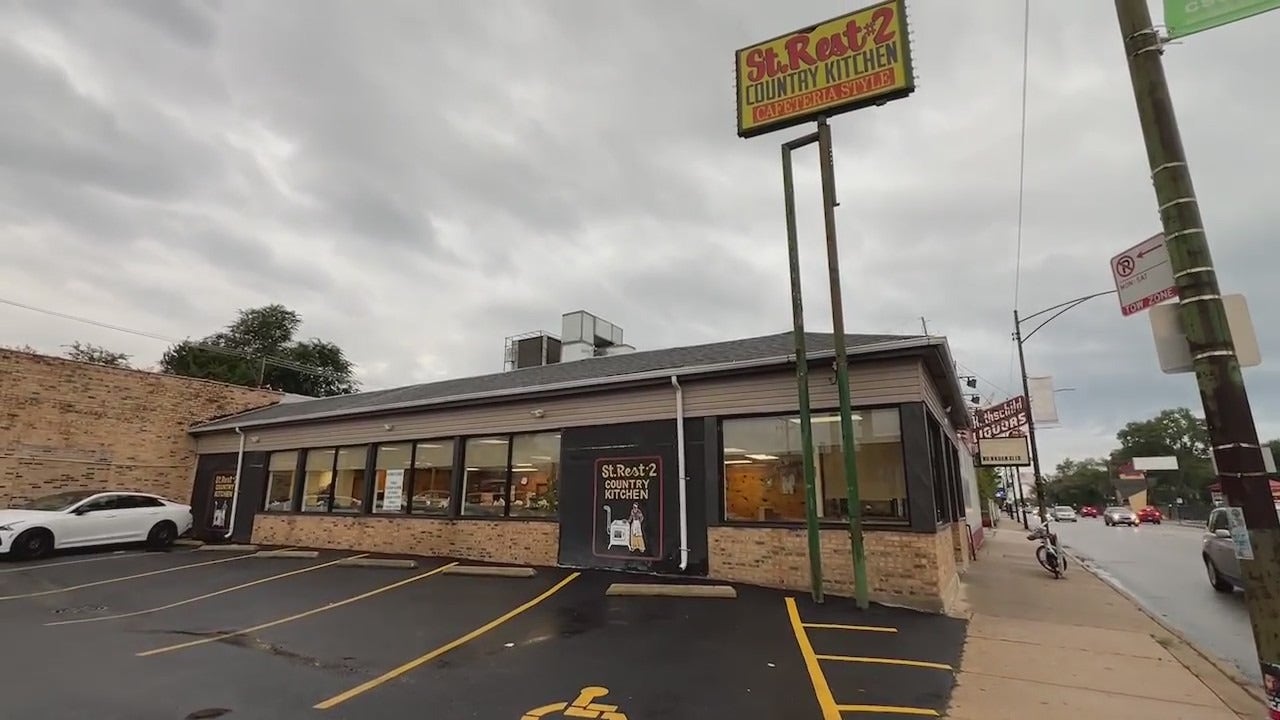 chicago’s-oldest-black-owned-soul-food-restaurant-celebrates-50-years