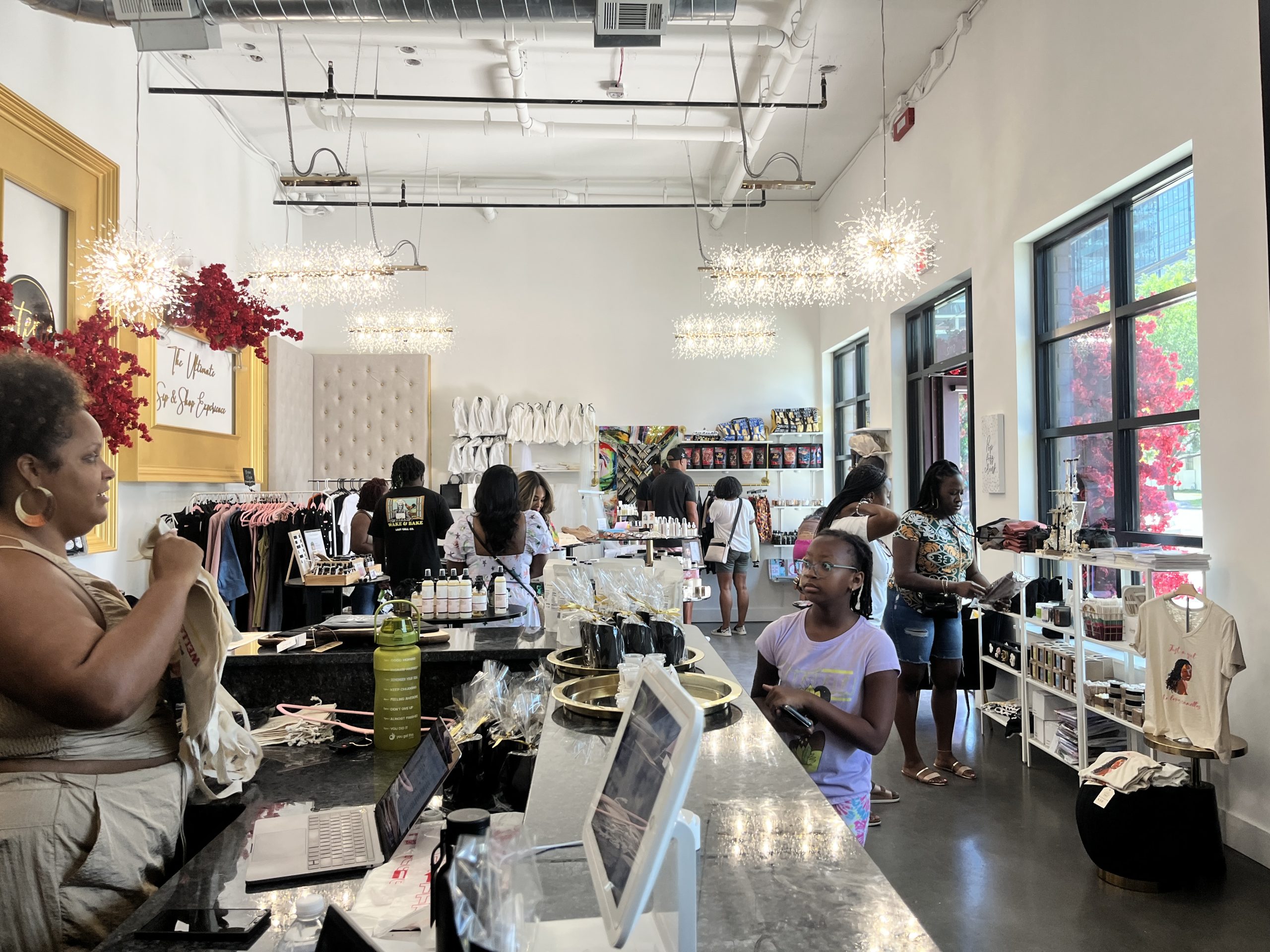 do-your-holiday-shopping-from-black-owned-businesses-at-qcity-metro’s-pop-up-shop