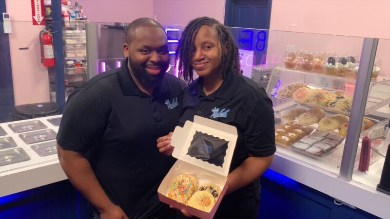 this-black-owned-family-bakery-gives-back-to-western-new-york-community-by-offering-stem-programs-–-blavity